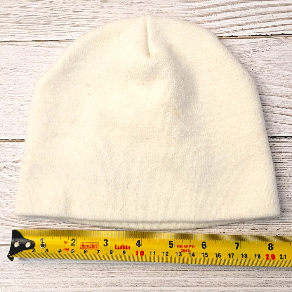 Old Navy White Beanie Tuque